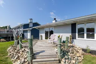 68441 N Channel Pkwy, Edwardsburg, MI 49112 - Photo 5