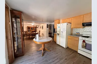 554 N Morris Street, Pentwater, MI 49449 - Photo 9