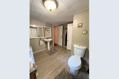 554 N Morris Street, Pentwater, MI 49449 - Photo 17