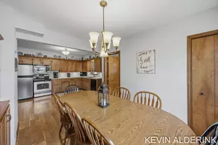 136 S Fairview Rd, Zeeland, MI 49464 - Photo 13