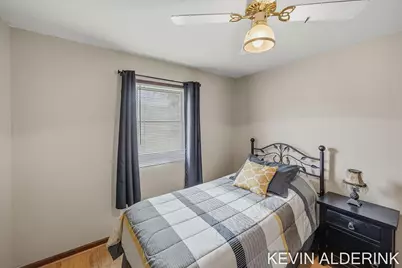 136 S Fairview Road, Zeeland, MI 49464 - Photo 17