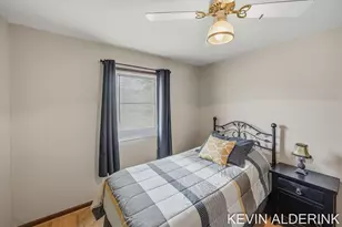 136 S Fairview Rd, Zeeland, MI 49464 - Photo 17