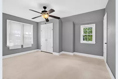 2433 E Main Street, Kalamazoo, MI 49048 - Photo 15