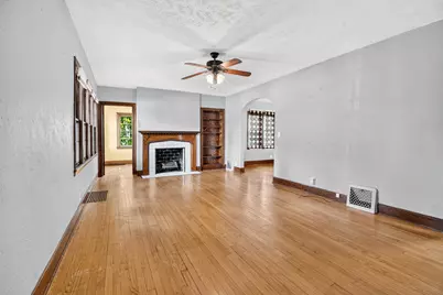 2433 E Main Street, Kalamazoo, MI 49048 - Photo 3