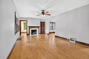 2433 E Main St, Kalamazoo, MI 49048 - Photo 3