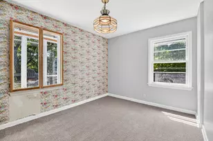 1202 Pinehurst Blvd, Kalamazoo, MI 49006 - Photo 11