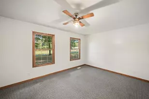 27911 Gideon St, Dowagiac, MI 49047 - Photo 17