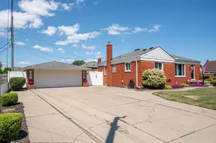 22225 Love St, Saint Clair Shores, MI 48082 - Photo 29