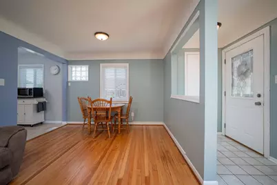 22225 Love Street, Saint Clair Shores, MI 48082 - Photo 9