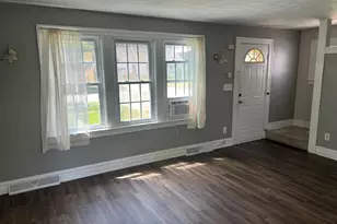 1443 Regent St, Niles, MI 49120 - Photo 5