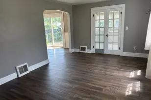 1443 Regent St, Niles, MI 49120 - Photo 3
