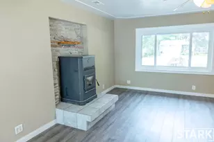 280 Elm St, Fruitport, MI 49415 - Photo 13