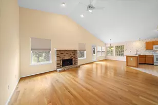 4562 Sycamore Dr, Ypsilanti, MI 48197 - Photo 9