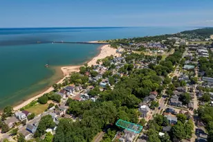 1022 Lake Blvd, Saint Joseph, MI 49085 - Photo 1