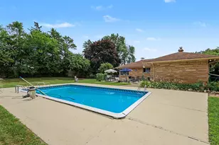 416 Wright St, Jackson, MI 49203 - Photo 25