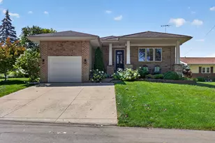 2175 Wamplers Heights Dr, Brooklyn, MI 49230 - Photo 3