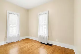914 Dayton Ave, Kalamazoo, MI 49048 - Photo 13