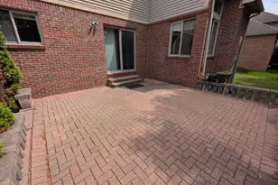 46815 Grand Oak Ct, Canton, MI 48187 - Photo 7