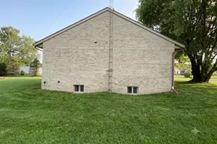 7715 Hidden Knoll Ct NE, Byron, MI 48418 - Photo 11