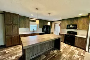 1050 Cambry Cir, Grass Lake, MI 49240 - Photo 5