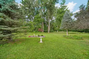 817 Savannah River Dr, Adrian, MI 49221 - Photo 29