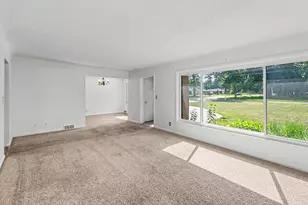 1127 S Brown St, Jackson, MI 49203 - Photo 7