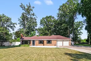1127 S Brown St, Jackson, MI 49203 - Photo 1