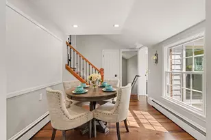 932 Floral Ave SE, East Grand Rapids, MI 49506 - Photo 5