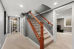 932 Floral Ave SE, East Grand Rapids, MI 49506 - Photo 27