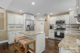 10048 S Crossroads Cir SE, Caledonia, MI 49316 - Photo 7