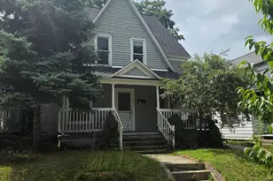 110 Dale St NE, Grand Rapids, MI 49505 - Photo 1