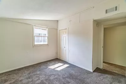 200 Wellworth Avenue, Springfield, MI 49037 - Photo 7
