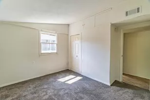 200 Wellworth Ave, Springfield, MI 49037 - Photo 7
