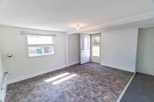 200 Wellworth Ave, Springfield, MI 49037 - Photo 15