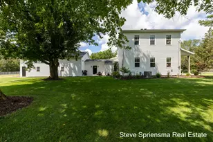7628 Warner St, Allendale, MI 49401 - Photo 9