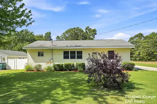 1134 Airport Rd, Norton Shores, MI 49441 - Photo 5