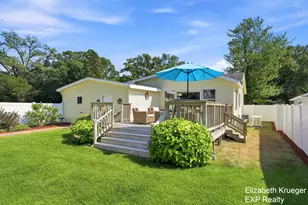 1134 Airport Rd, Norton Shores, MI 49441 - Photo 15