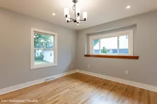 1948 Boston St SE, Grand Rapids, MI 49506 - Photo 17