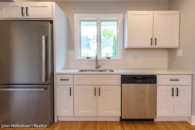 1948 Boston Street SE, Grand Rapids, MI 49506 - Photo 9