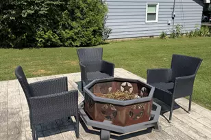 63166 Lakeshore Dr, Dowagiac, MI 49047 - Photo 5