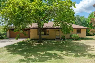 9169 N Riverview Dr, Kalamazoo, MI 49004 - Photo 1