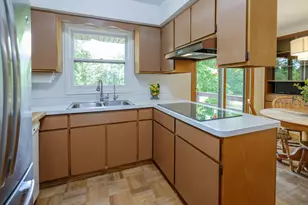 9169 N Riverview Dr, Kalamazoo, MI 49004 - Photo 9