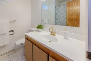 9169 N Riverview Dr, Kalamazoo, MI 49004 - Photo 17