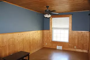 1542 Joslyn Rd, Muskegon, MI 49445 - Photo 7