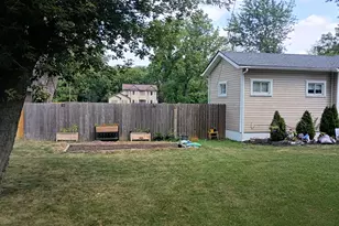 25948 Penn St, Inkster, MI 48141 - Photo 7