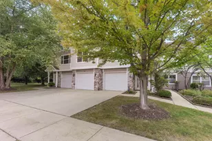 516 Boulderstone Ln, Chelsea, MI 48118 - Photo 5