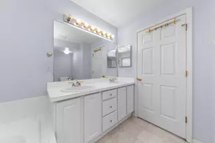 516 Boulderstone Ln, Chelsea, MI 48118 - Photo 33