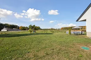 2434 S Cochran Rd, Charlotte, MI 48813 - Photo 45