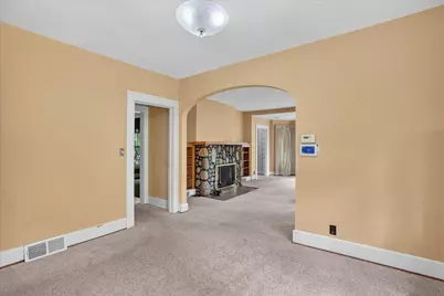 1318 E Michigan Avenue, Albion, MI 49224 - Photo 17