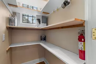 1021 Kensington Ave, Grosse Pointe, MI 48230 - Photo 27